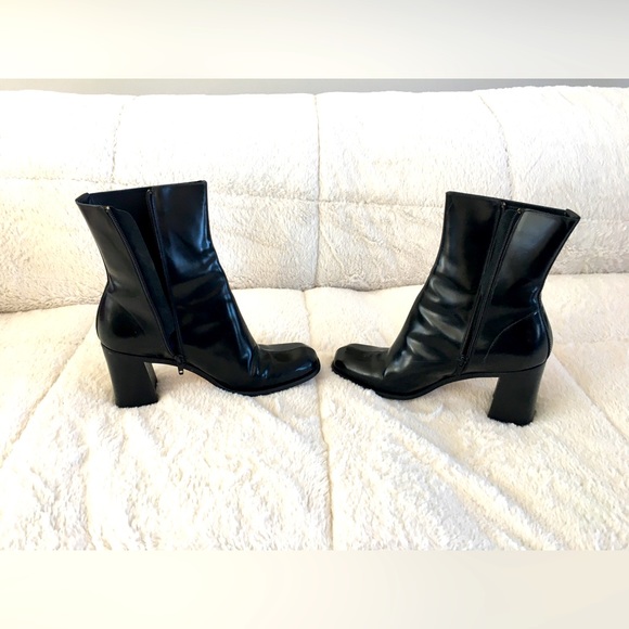 Charles David vintage NYC zip ankle boots - Picture 2 of 13